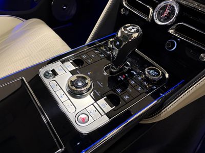 2025 Bentley Flying Spur