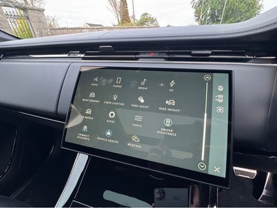 2025 Land Rover Range Rover Sport