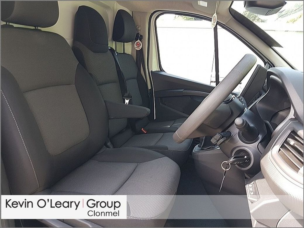 2025 Renault Trafic