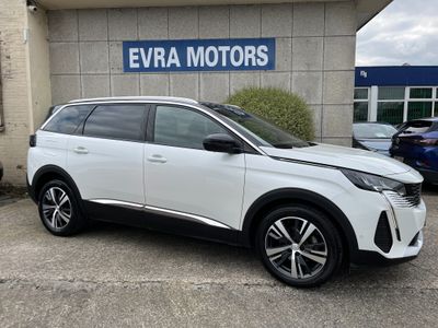 2023 Peugeot 5008