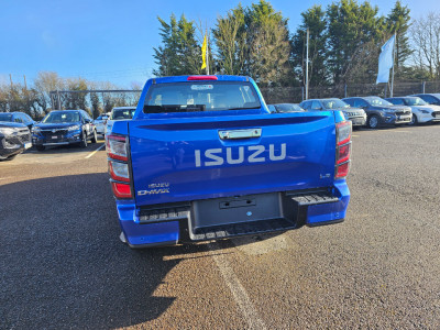 2025 Isuzu D-MAX