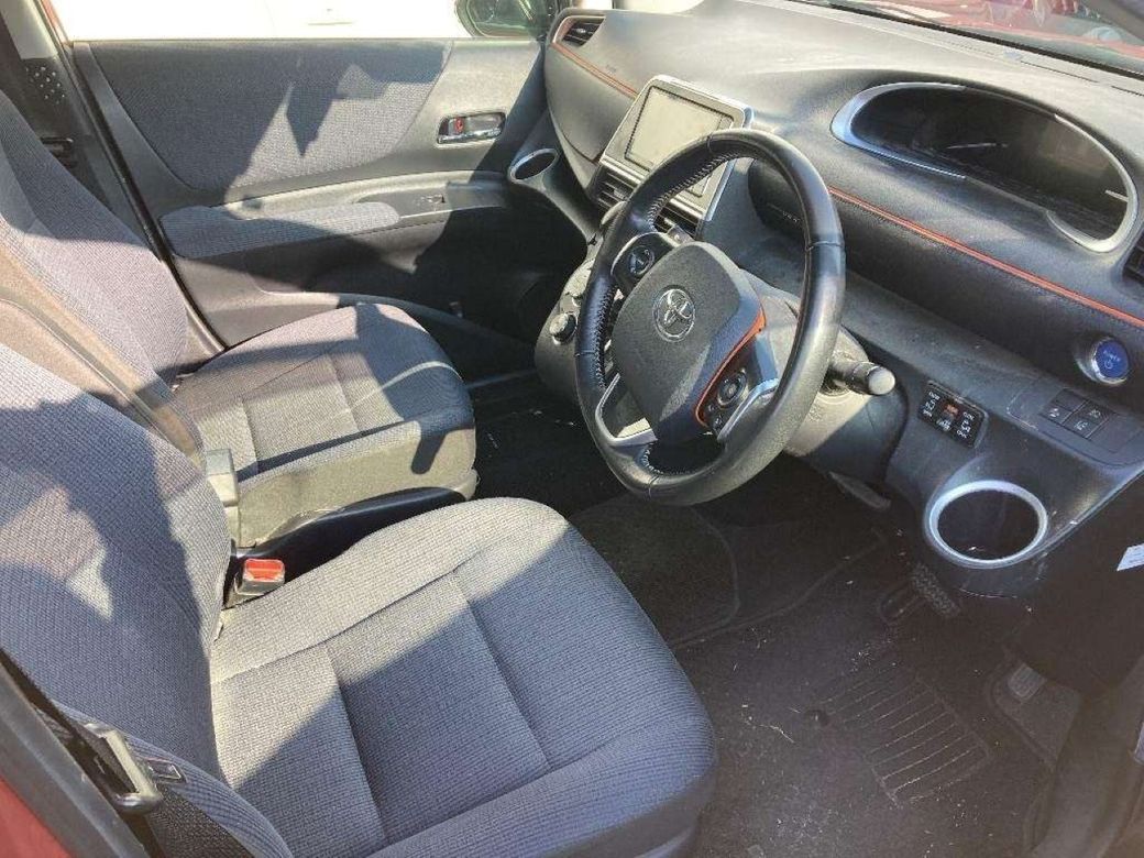 2017 Toyota Sienta