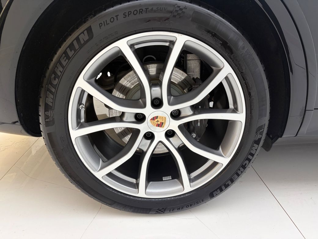 2025 Porsche Cayenne
