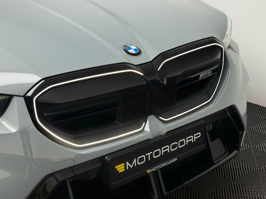 2026 BMW M5