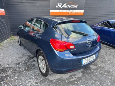 2012 Opel Astra