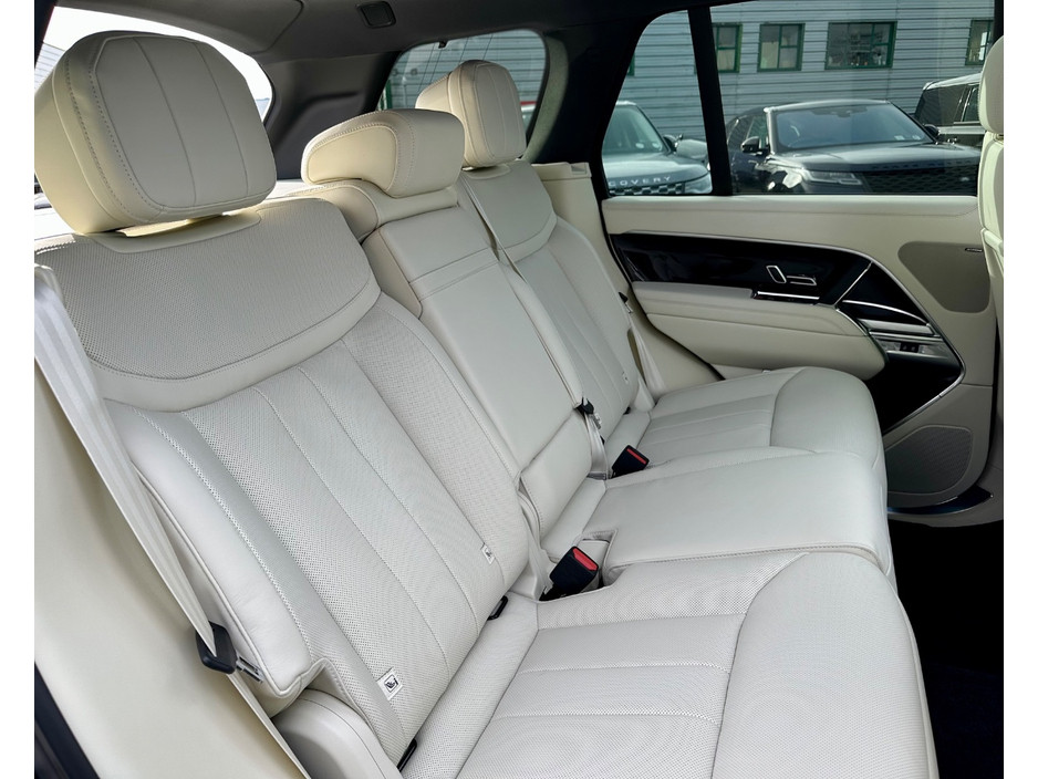 2026 Land Rover Range Rover