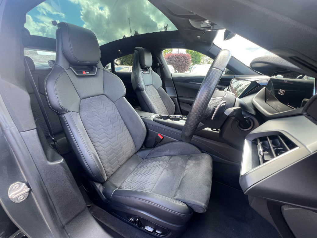 2021 Audi e-tron GT