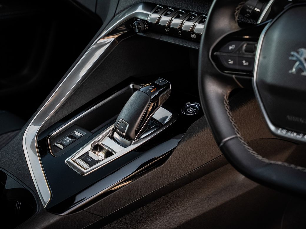 2023 Peugeot 5008