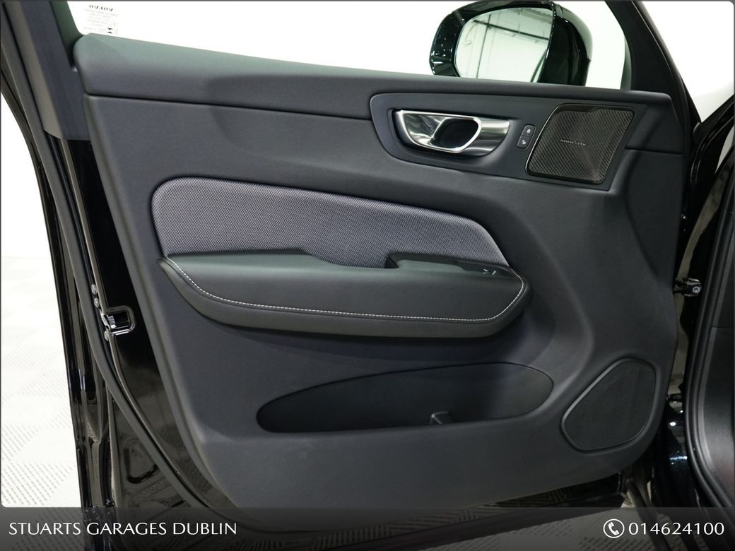 2025 Volvo XC60