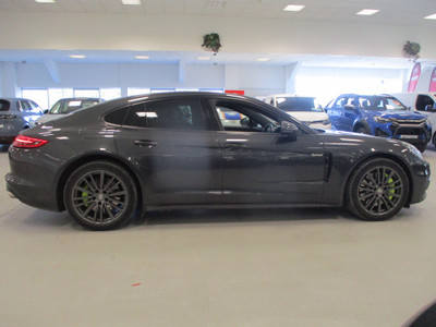 2017 Porsche Panamera