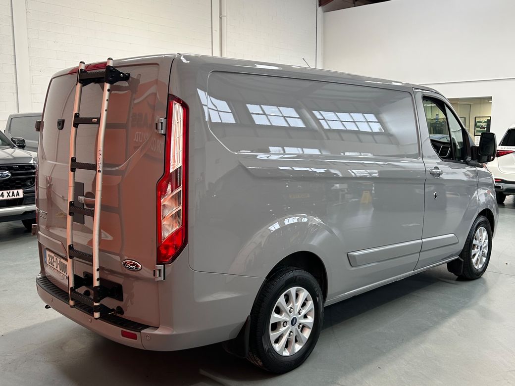 2023 Ford Transit Custom