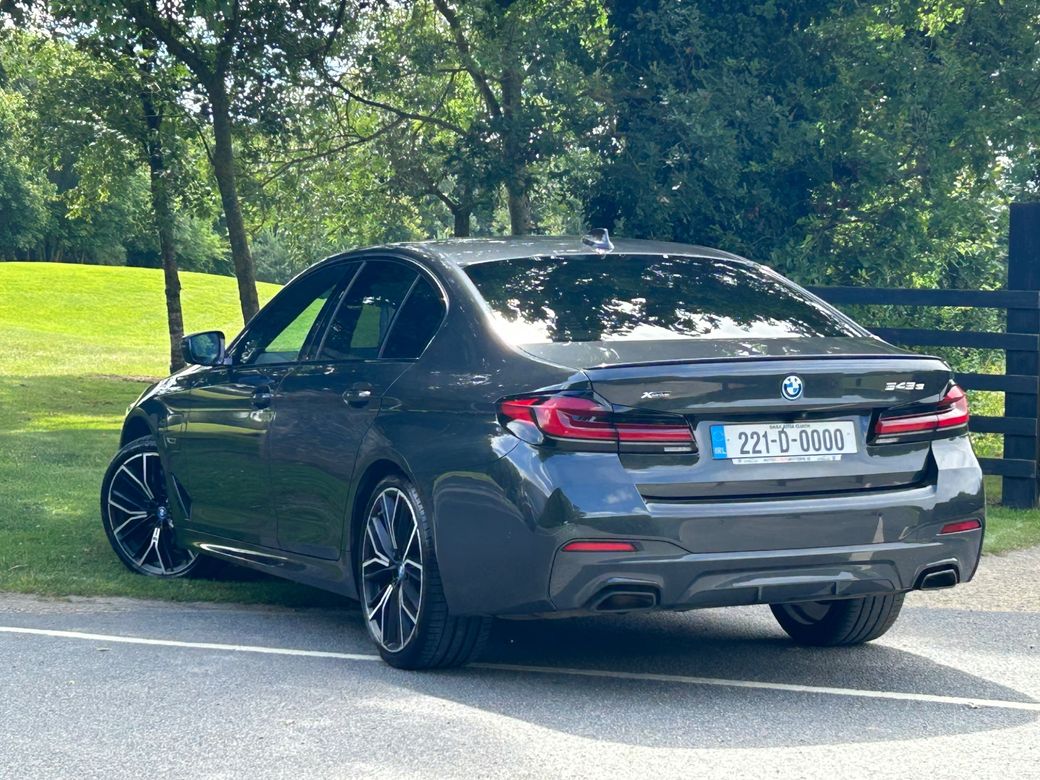2022 BMW 5 Series