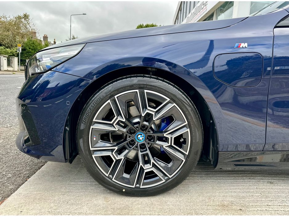2025 BMW 5 Series