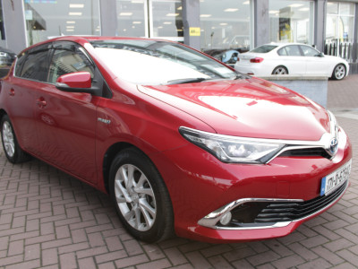 2017 Toyota Auris