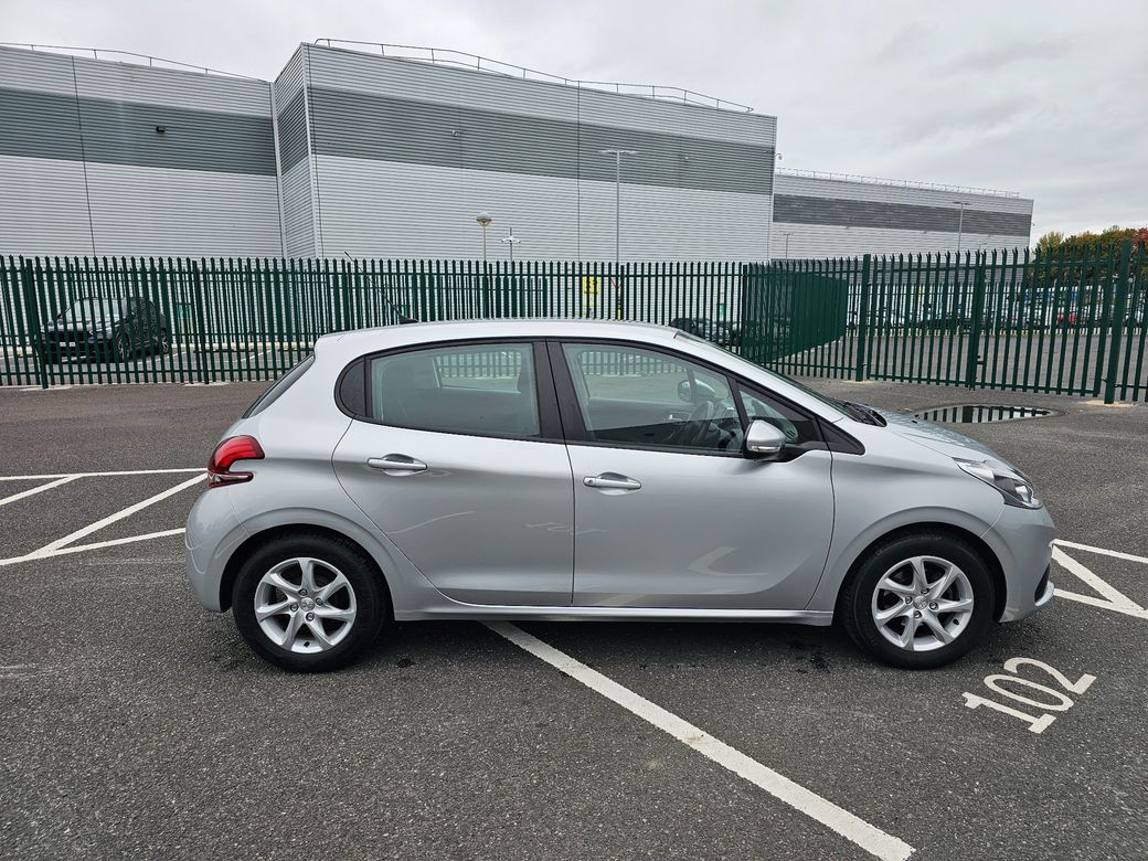 2018 Peugeot 208