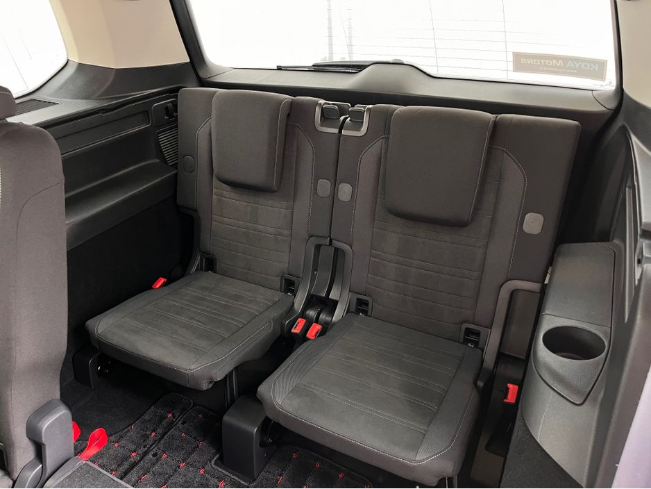 2016 Volkswagen Touran
