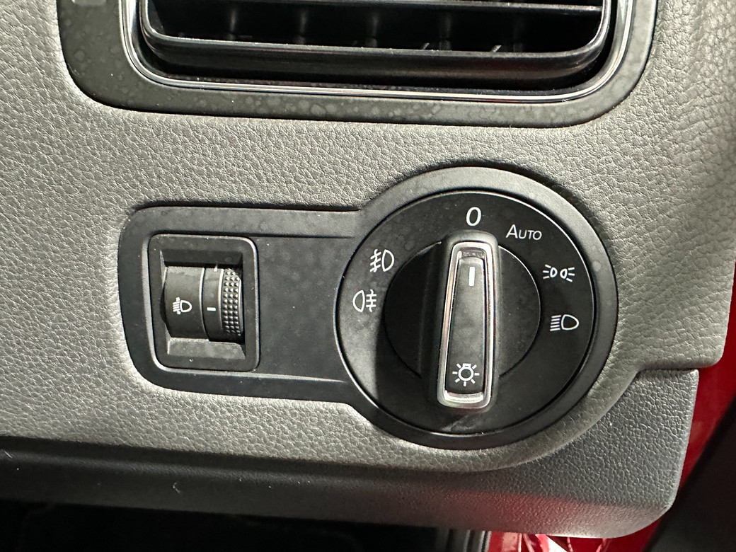 2017 Volkswagen Polo