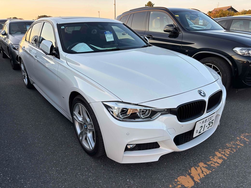 2019 BMW 330