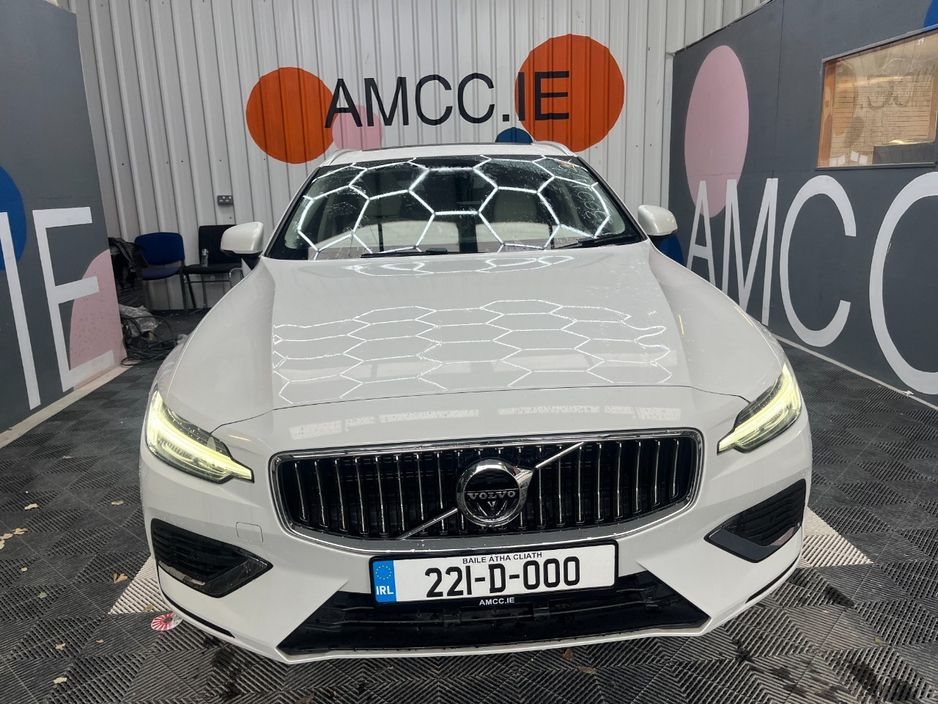 2022 Volvo V60