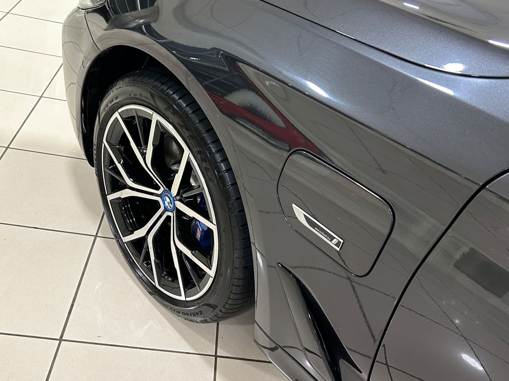 2022 BMW 5 Series