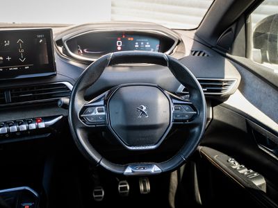 2023 Peugeot 5008