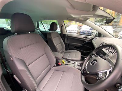 2017 Volkswagen Golf