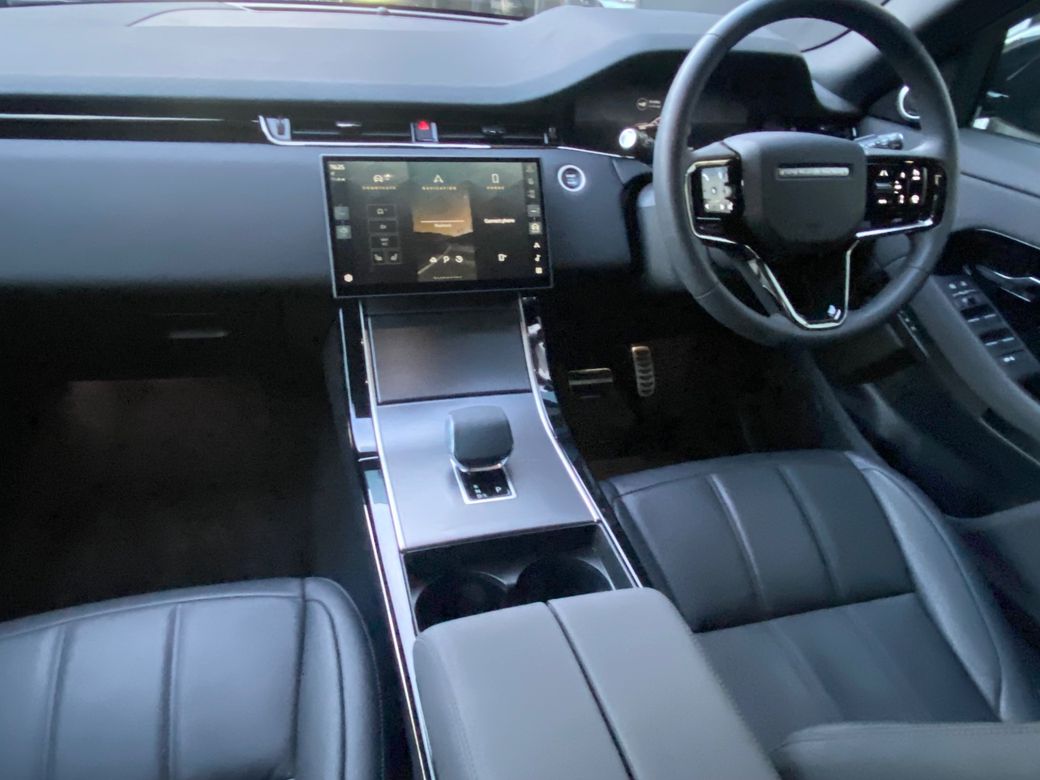 2025 Land Rover Range Rover Evoque