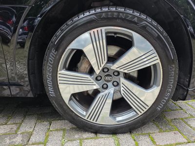 2022 Audi e-tron