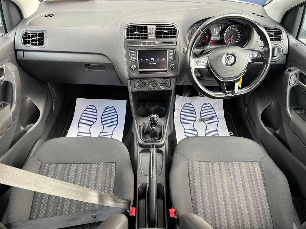 2017 Volkswagen Polo