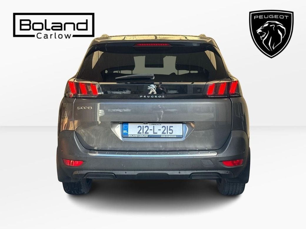 2021 Peugeot 5008