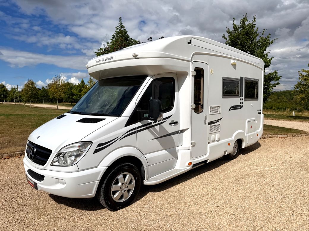 2010 AUTOSLEEPER SUFFOLK LOW PROFILE R.H.D AUTO 