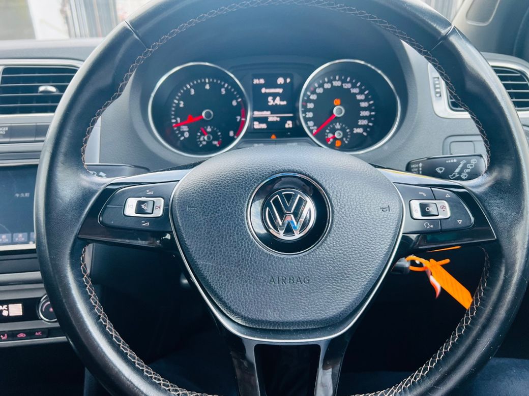 2017 Volkswagen Polo