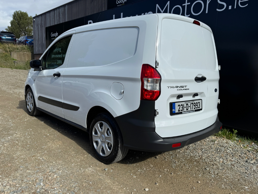 2023 Ford Transit Courier