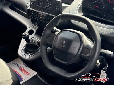 2021 Peugeot Partner