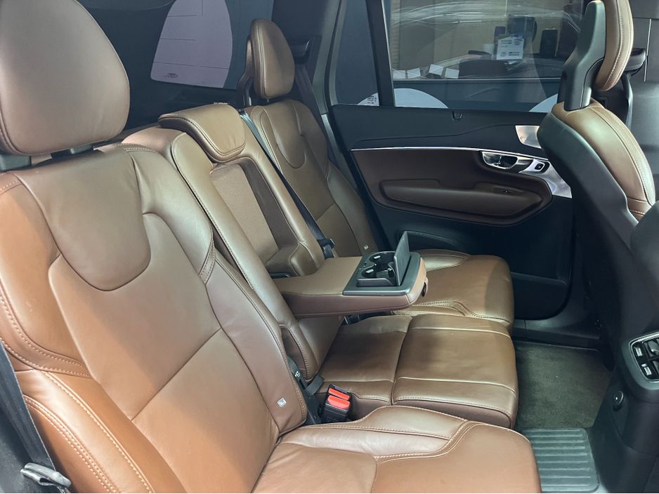 2021 Volvo XC90