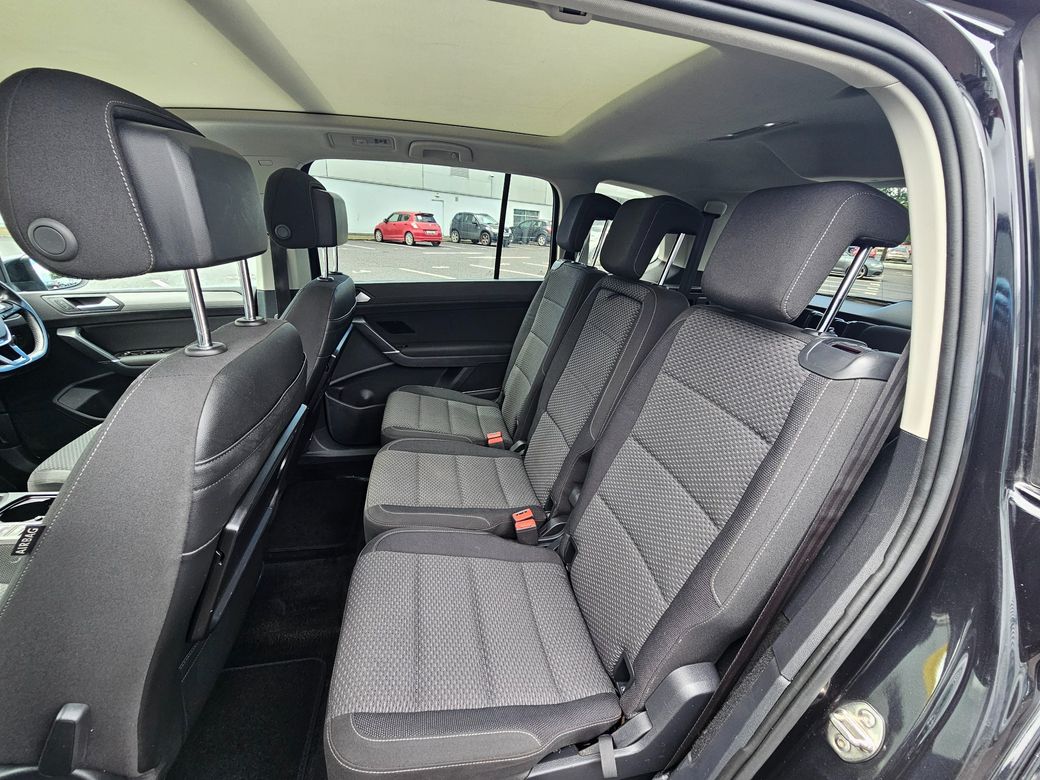 2016 Volkswagen Touran