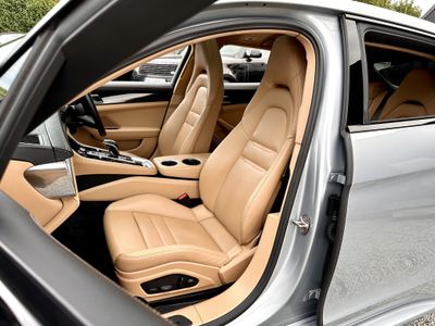 2023 Porsche Panamera