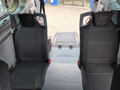 2026 Ford Tourneo Custom