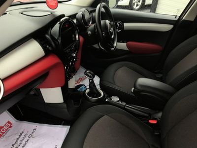 2017 Mini Cooper