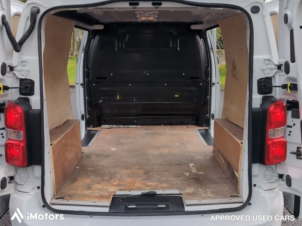 2022 Vauxhall Vivaro