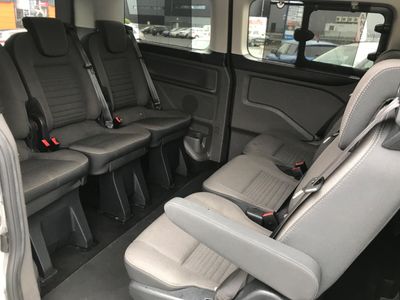 2022 Ford Tourneo