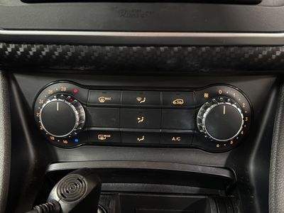 2013 Mercedes-Benz A 180