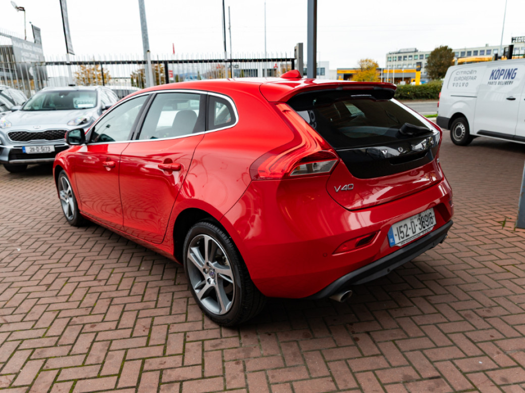 2015 Volvo V40