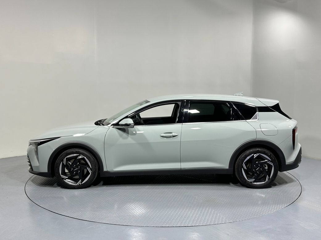 2026 Kia K4