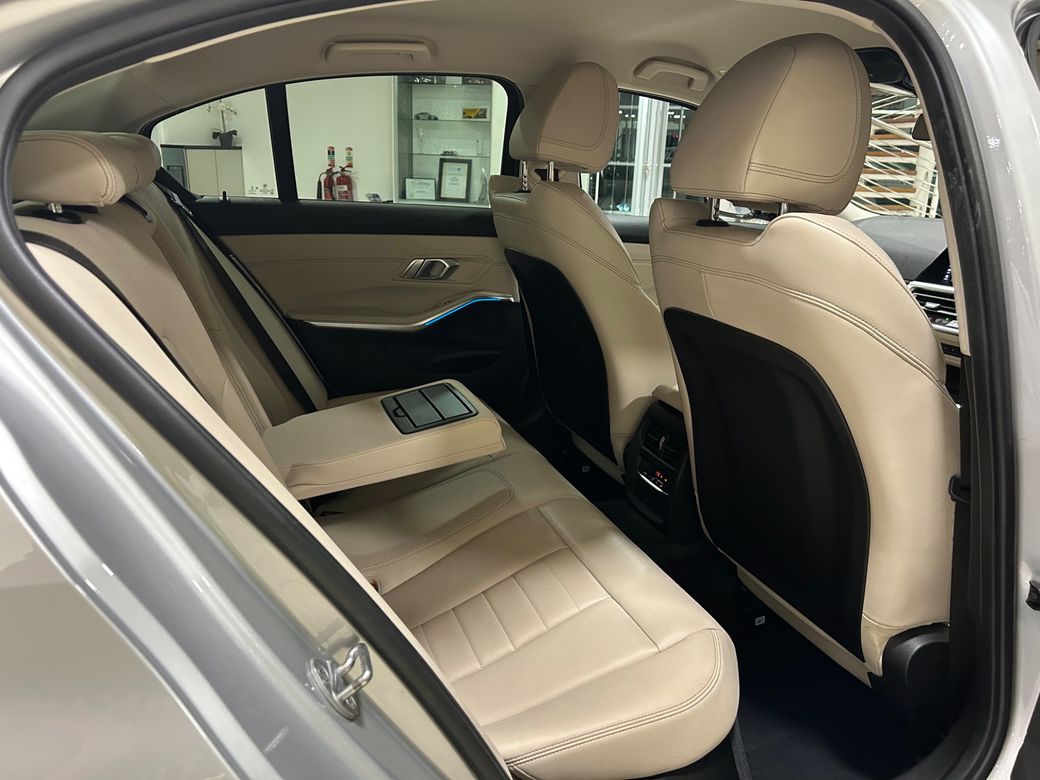 2021 BMW 3 Series