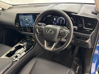 2025 Lexus NX 450H+