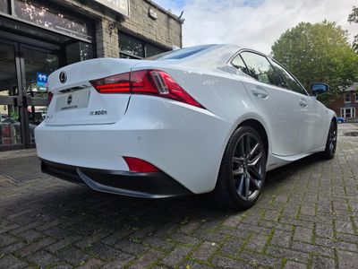 2016 Lexus IS