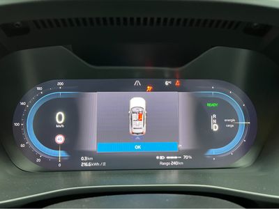 2023 Volvo XC40