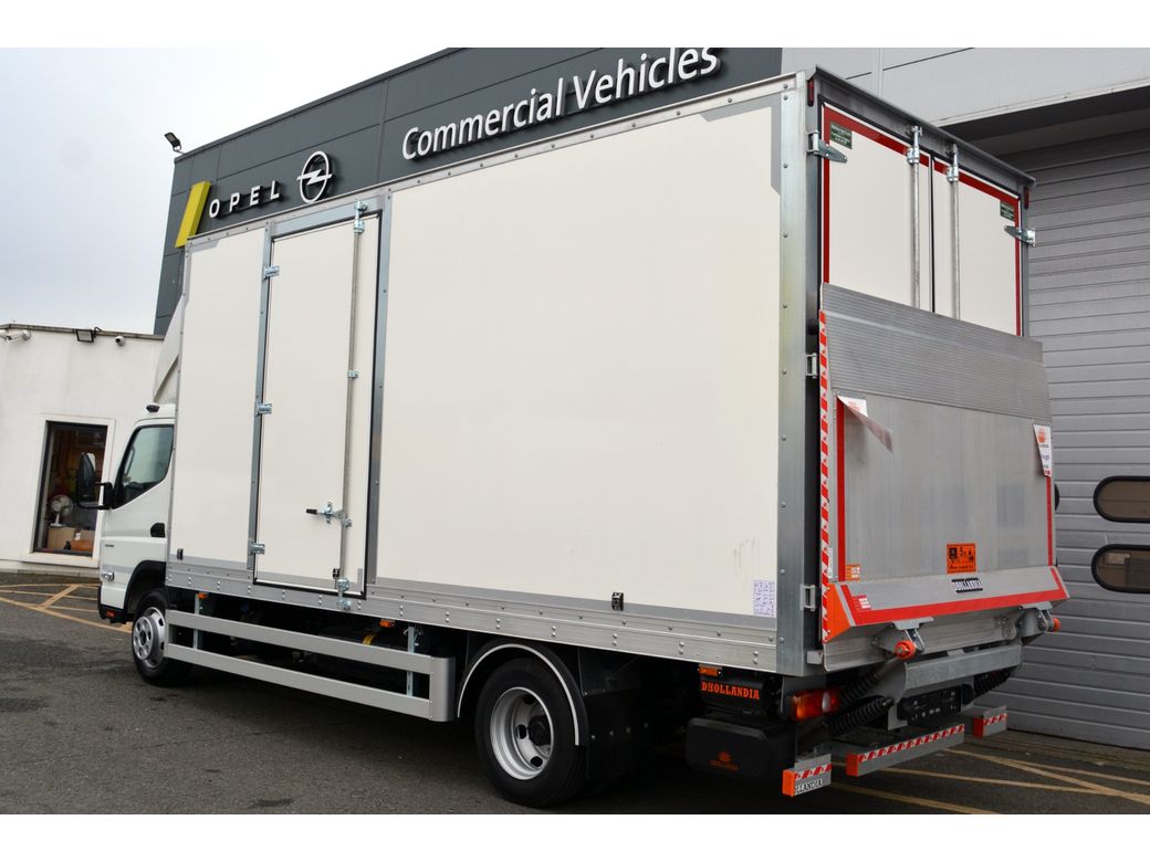2025 FUSO Canter