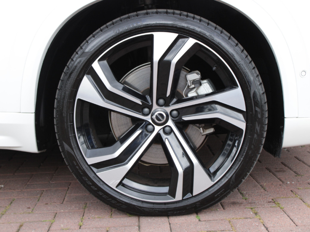 2022 Volvo XC90